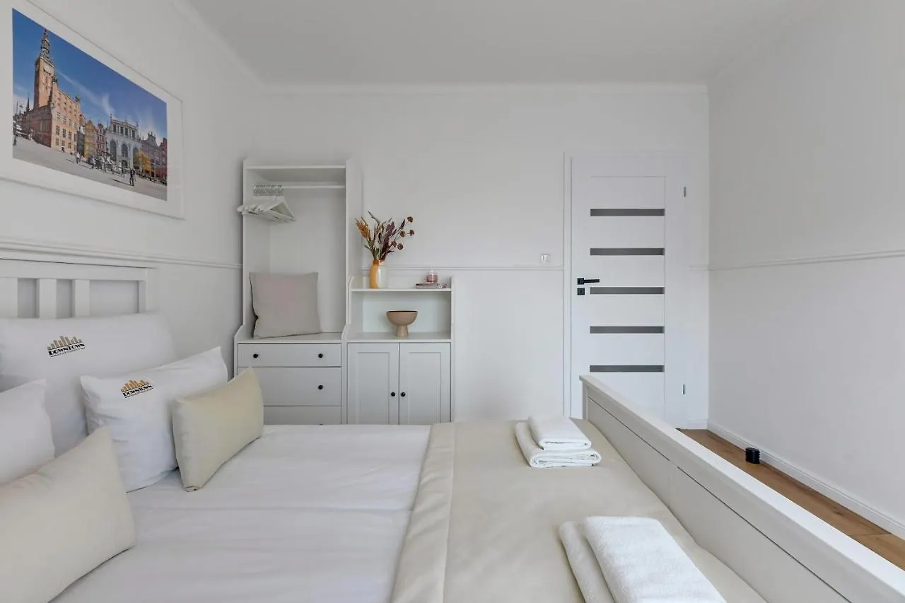 Nadmotlawie Riverside - Parking, Sauna & Gym By Downtown Apartments Gdansk Poland